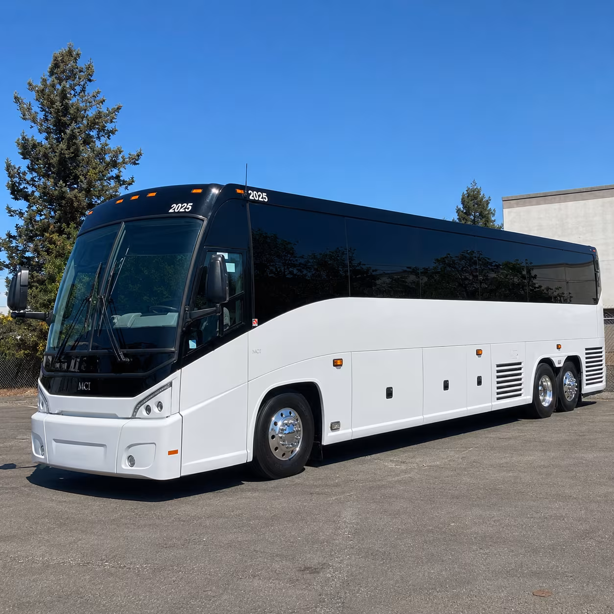 airport shuttle buses to phoenix sky harbor and mesa gateway